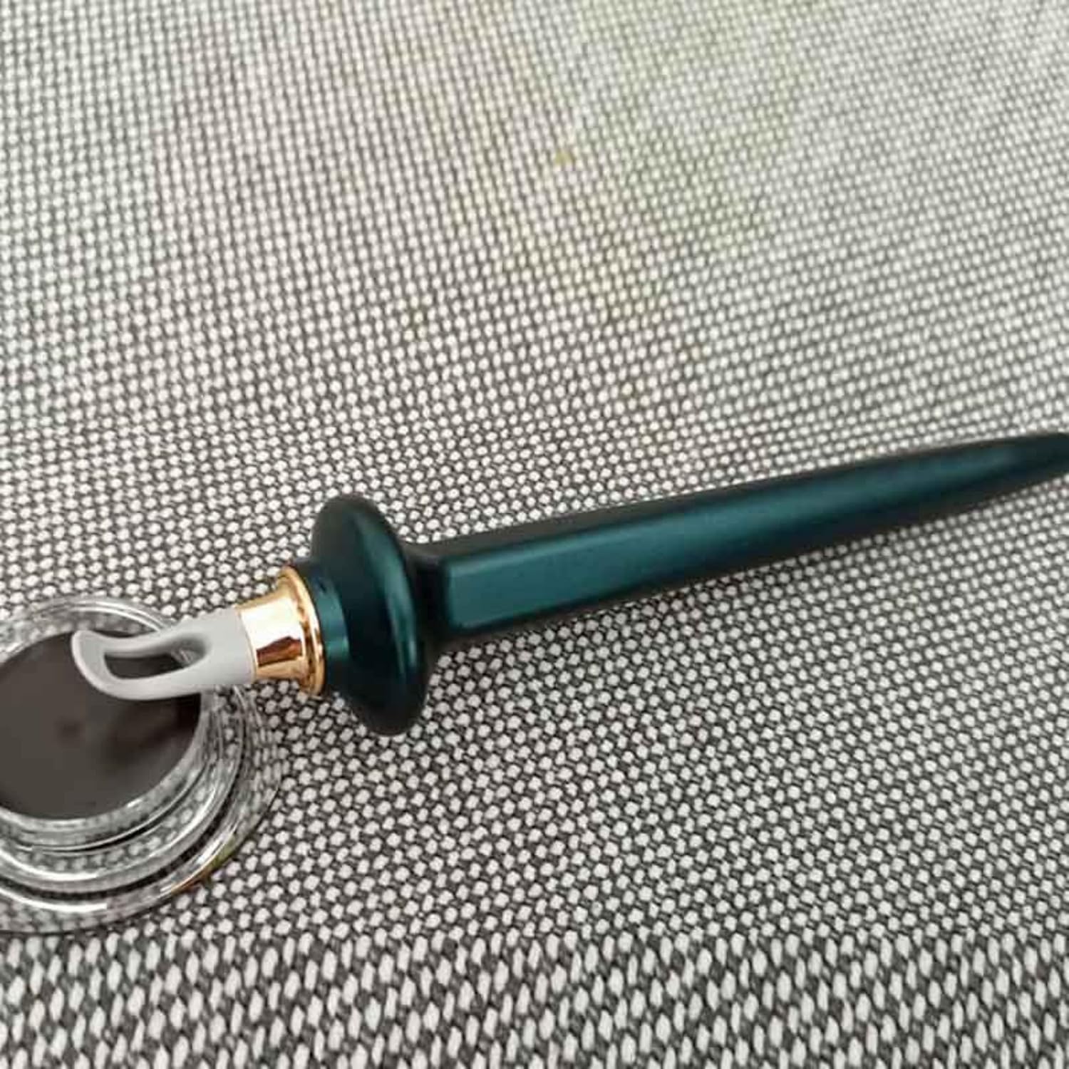 Aurece – Silicone Eyeliner Brush with Waterproof Cream
