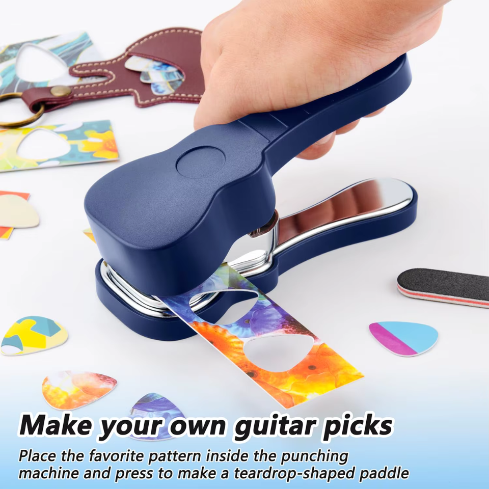 DIY Guitar Pick Punch Maker, Recycled Plastic Cards to Plectrum for Acoustic Electric Bass, with 15 PCS Pick Strips